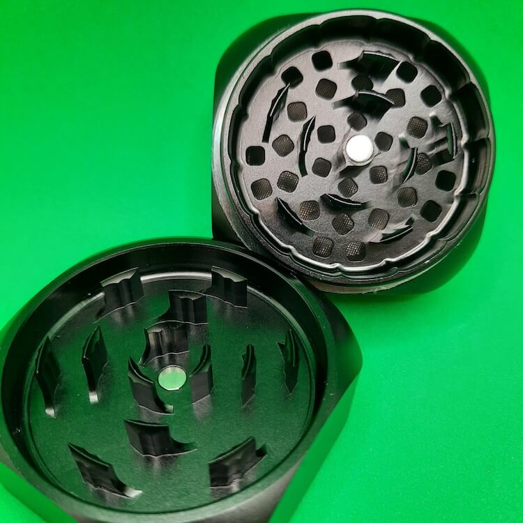 KRUSH grinder